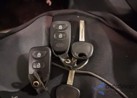 2013 Kia Sorento Lx z USA, uszkodzony, nr VIN 5XYKT4A69DG331184